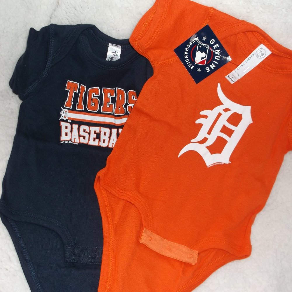 NEW - 2 Pack Detroit Tigers Infant Bodysuits - 6 Months